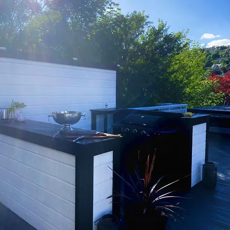 شقة In سترين