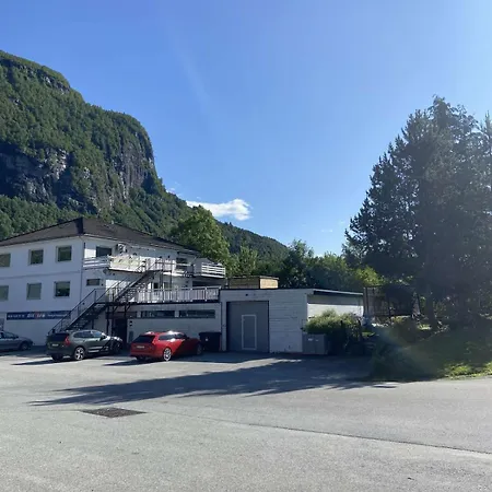 In Апартаменты