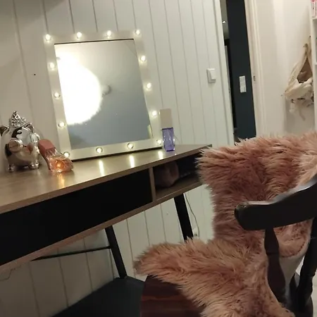 In شقة سترين