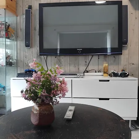 In ストリン