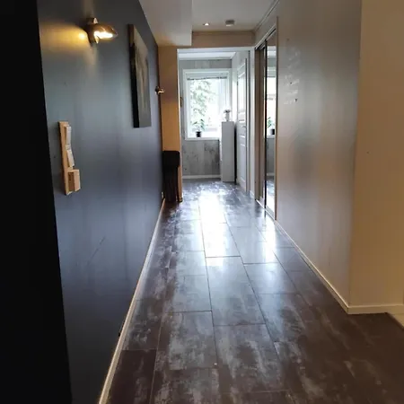 شقة In سترين